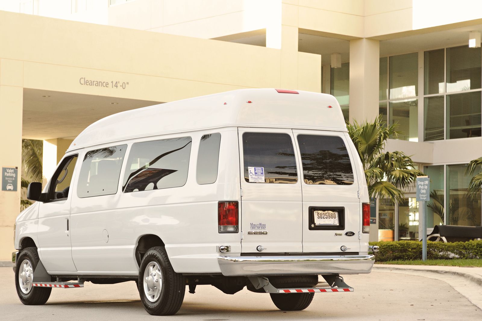 U-Connect Shuttle Van